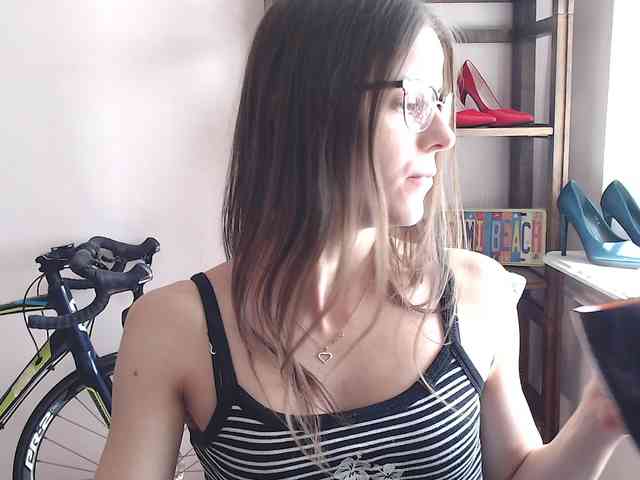 MegiKiss webcam