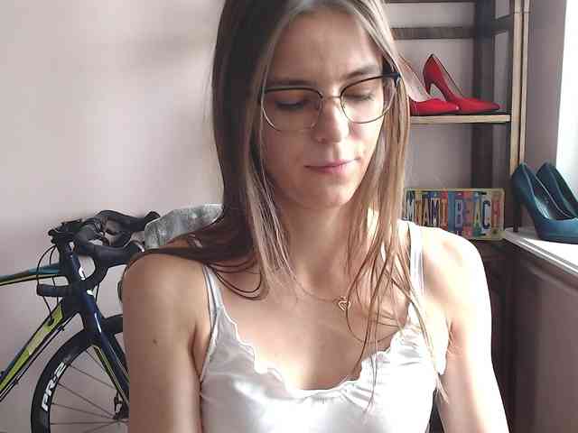 MegiKiss webcam