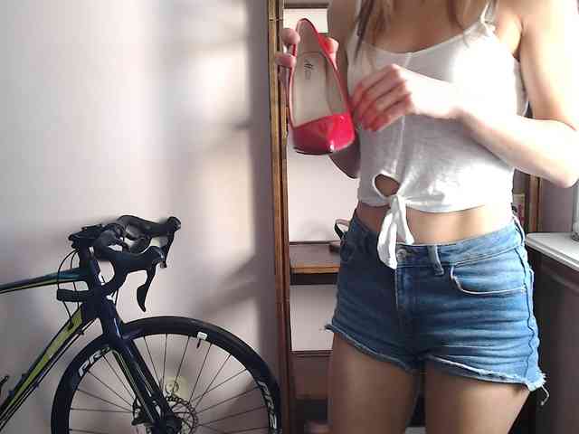 MegiKiss webcam