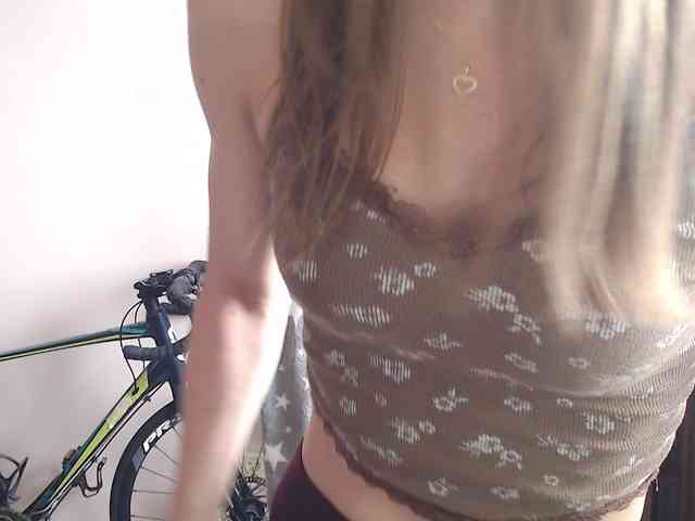 MegiKiss webcam