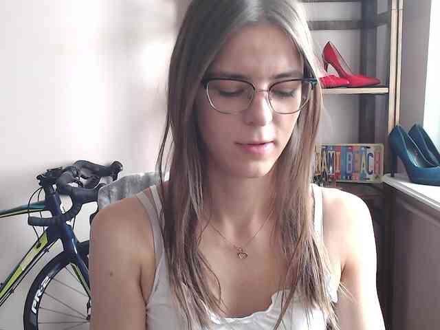 MegiKiss webcam