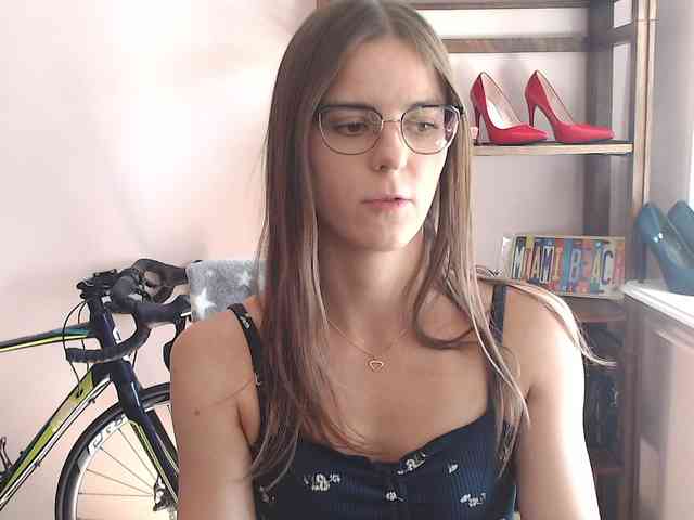 MegiKiss webcam