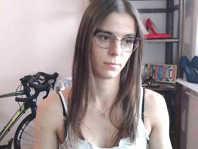 Model: MegiKiss