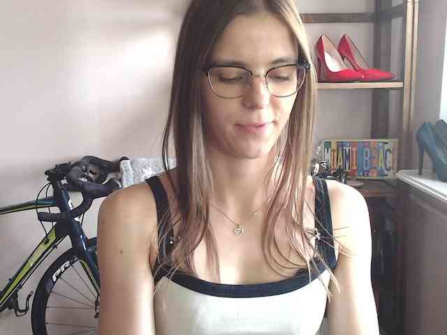 MegiKiss MegiKiss