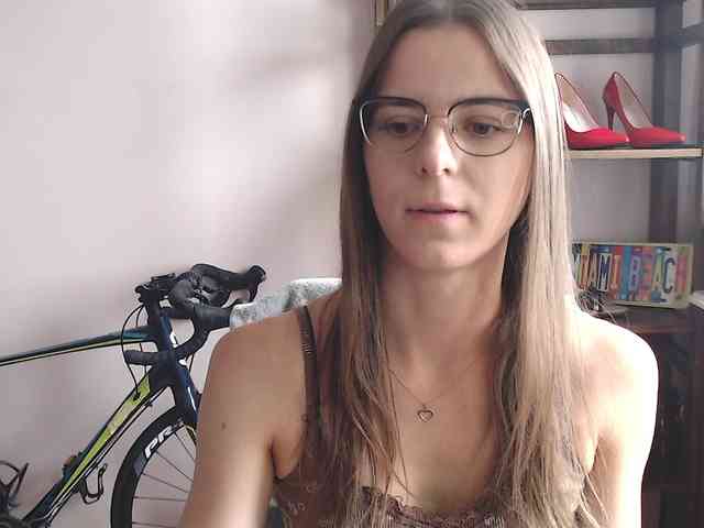 MegiKiss webcam