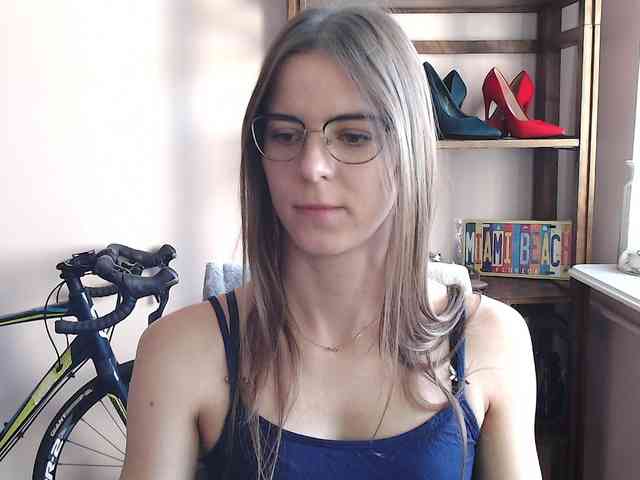 MegiKiss MegiKiss