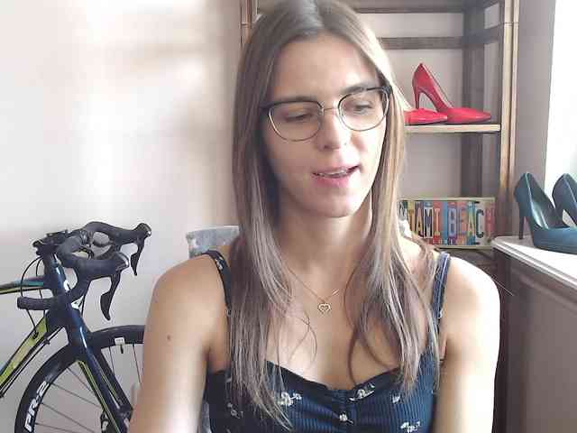 MegiKiss webcam