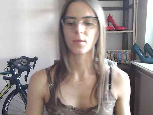 MegiKiss webcam