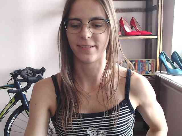 MegiKiss webcam