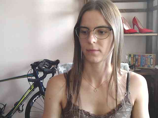 MegiKiss webcam
