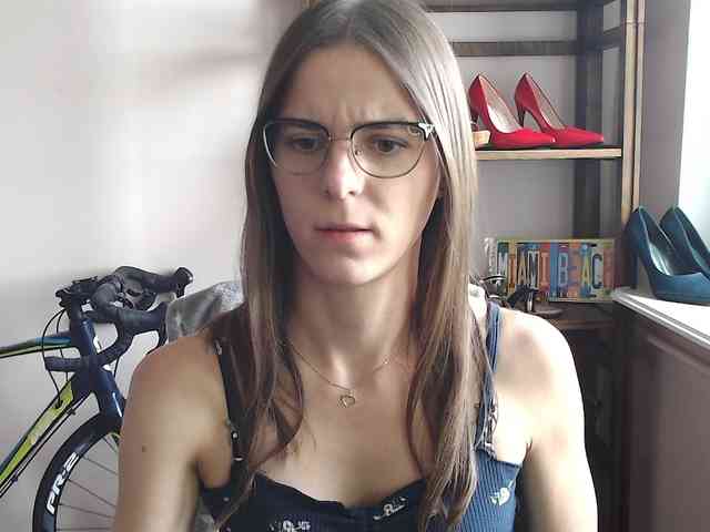 MegiKiss webcam