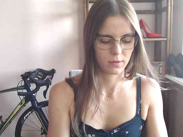 MegiKiss webcam