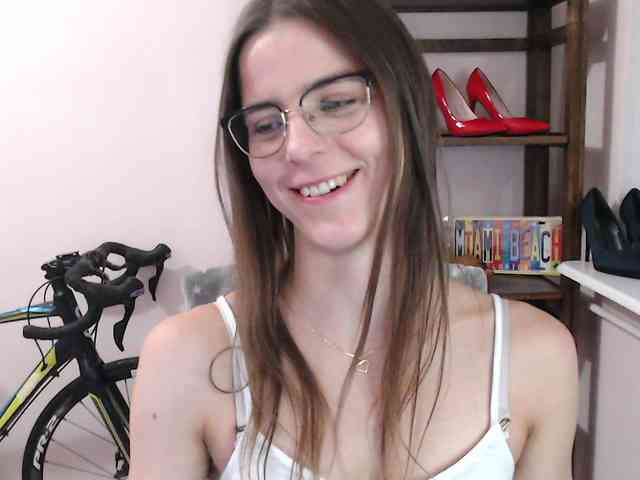 MegiKiss webcam