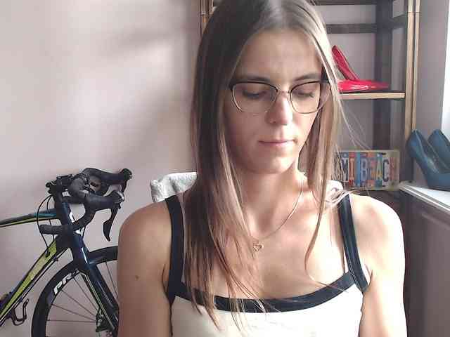 MegiKiss webcam