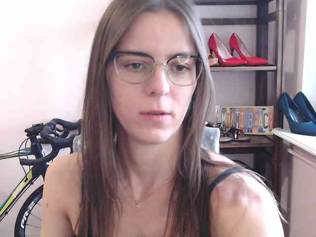 MegiKiss MegiKiss