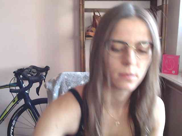 MegiKiss webcam