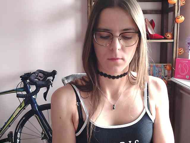 MegiKiss MegiKiss