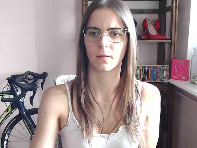 MegiKiss MegiKiss