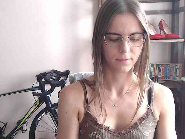 MegiKiss webcam