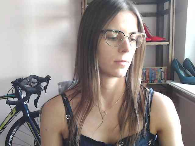 MegiKiss webcam