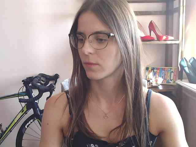 MegiKiss webcam