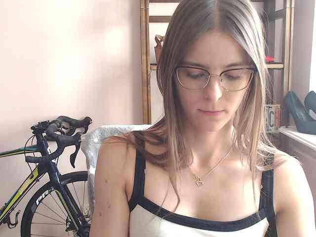 MegiKiss webcam