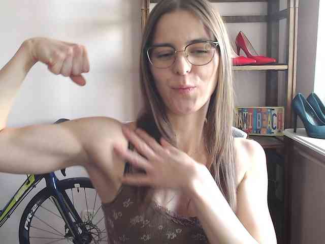 MegiKiss webcam