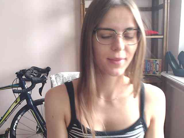 MegiKiss webcam
