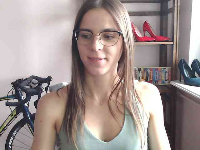 MegiKiss webcam