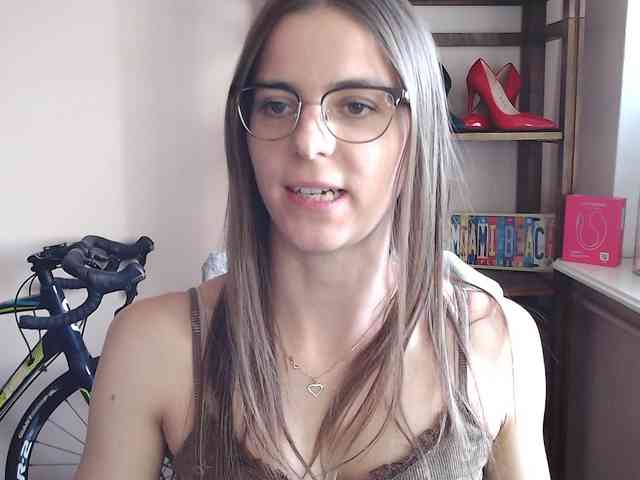 MegiKiss webcam
