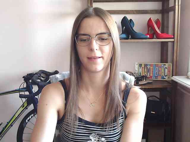 MegiKiss webcam
