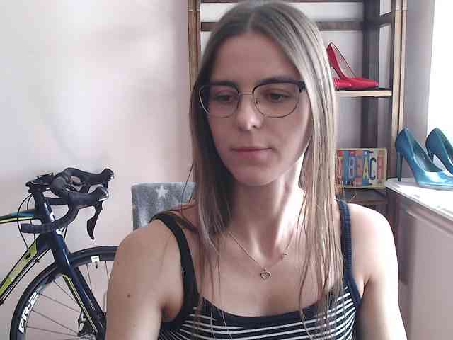 MegiKiss webcam