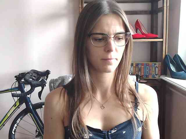 Model: MegiKiss