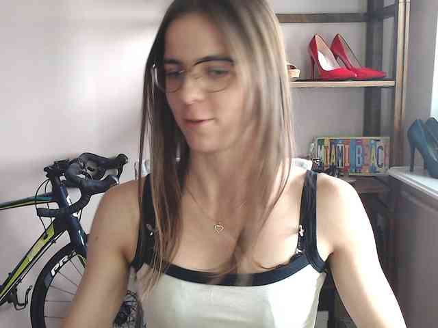 MegiKiss webcam