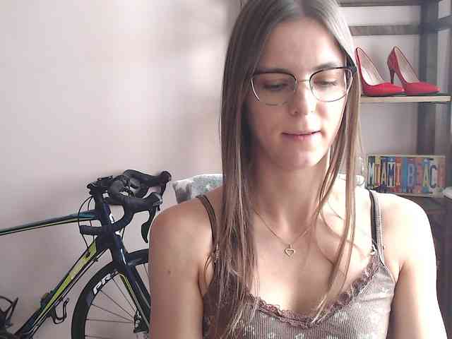 MegiKiss webcam