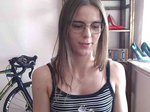 MegiKiss webcam