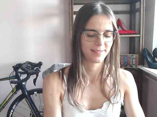 MegiKiss webcam