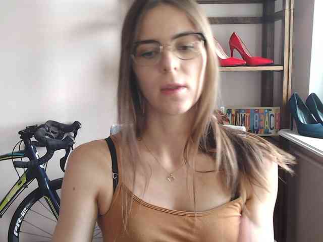 MegiKiss webcam