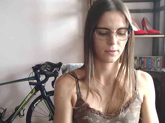MegiKiss webcam
