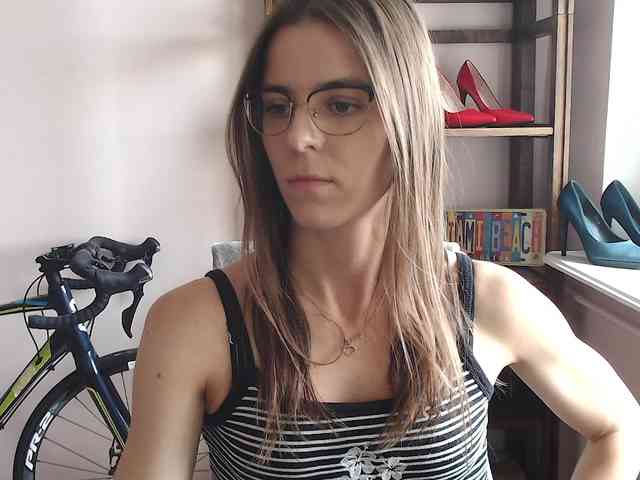 MegiKiss webcam