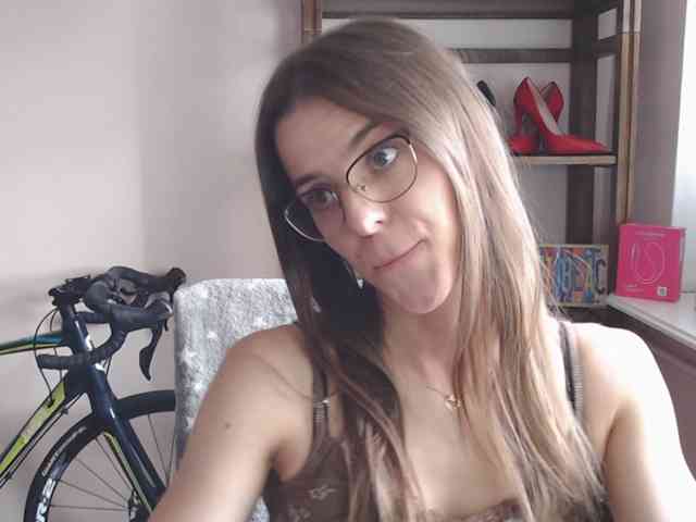 MegiKiss MegiKiss