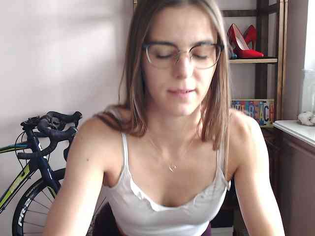 MegiKiss webcam