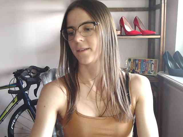 MegiKiss webcam