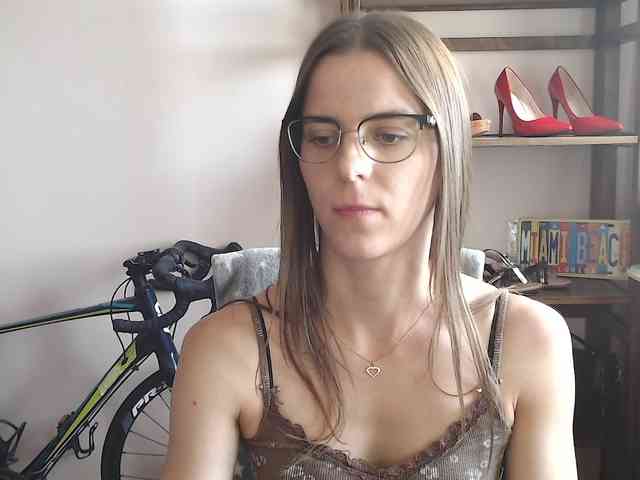 MegiKiss webcam