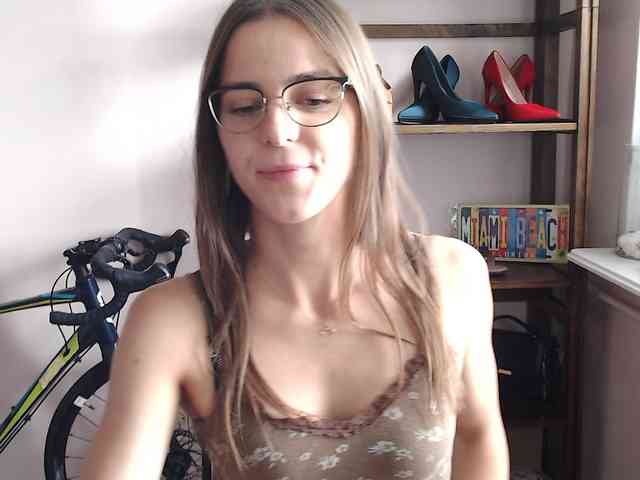 MegiKiss webcam