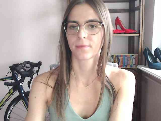 MegiKiss webcam