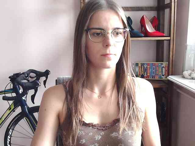 Model: MegiKiss