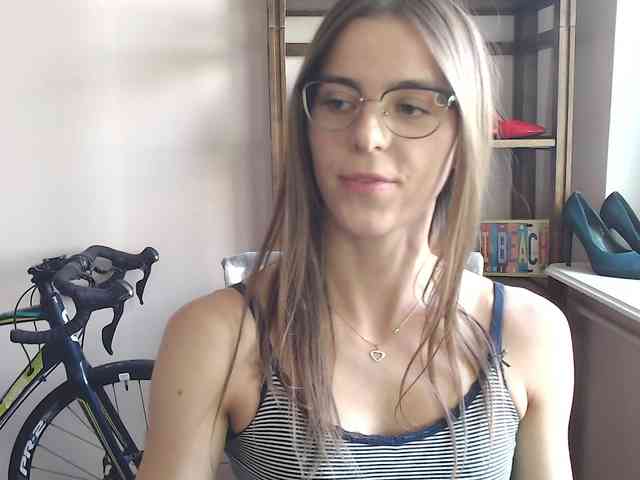 MegiKiss webcam