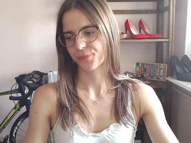 MegiKiss webcam