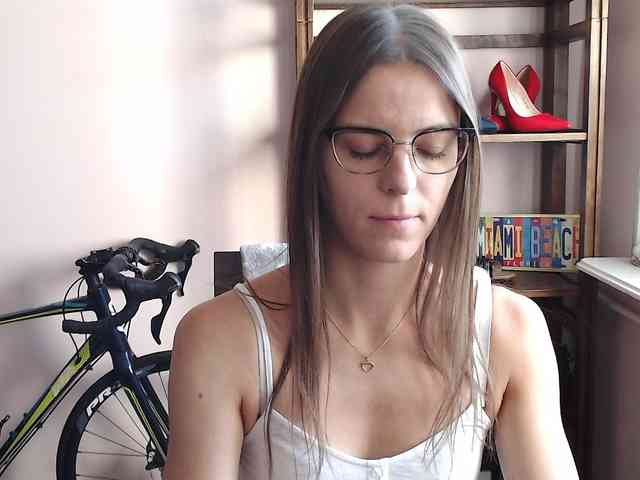 MegiKiss webcam